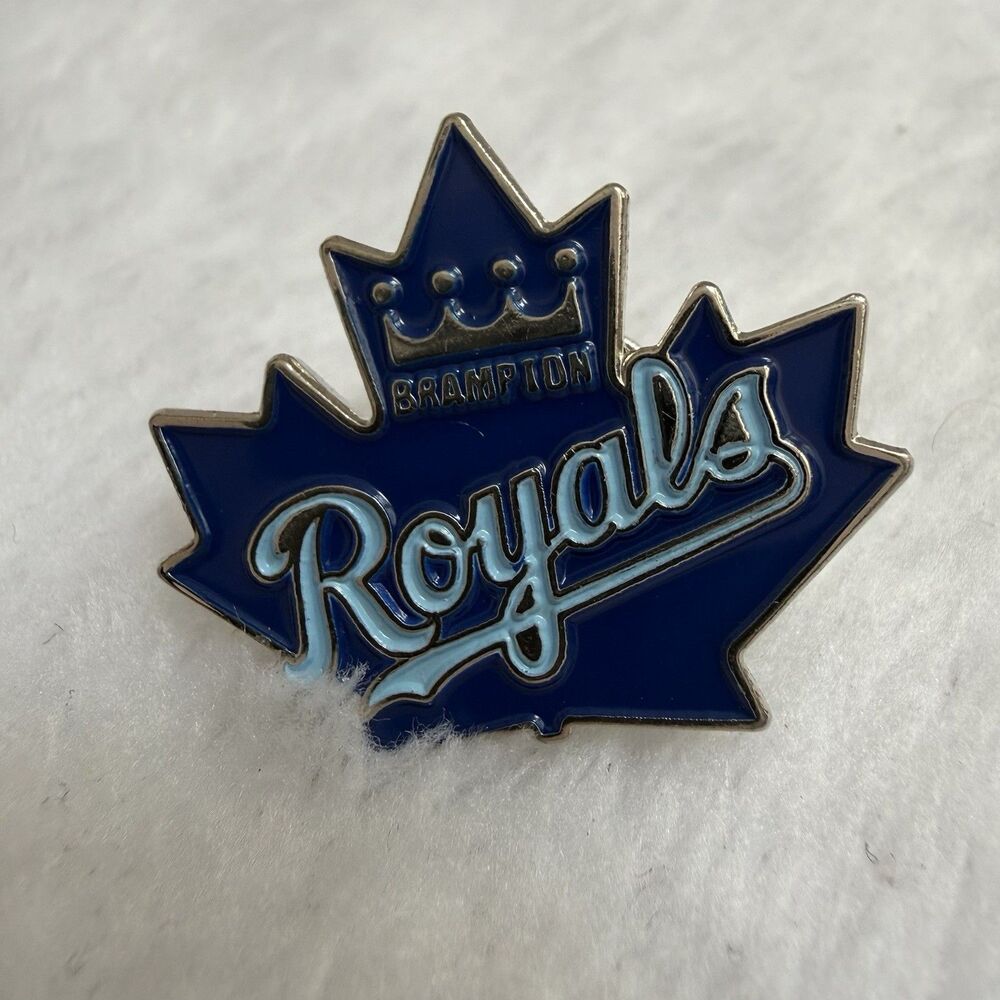 Brampton Royals Baseball Trading Pin Ontario Canada Maple Leaf Crown Mascot 2010
